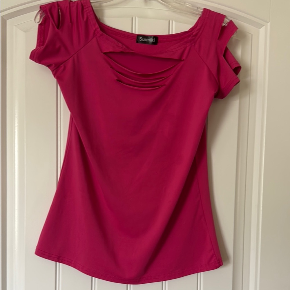 Pink Fitted Blouse with Scoop Neckline and Cut-Out Design